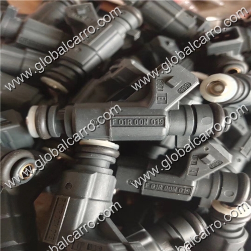 F01R00M019 Bosch Nozzle Fuel Injector